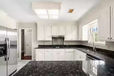 665 Port Circle, Charleston, SC 29412 - Photo 33