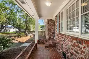 665 Port Cir, Charleston, SC 29412 - Photo 9