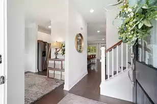 1319 Lucinda St, Mount Pleasant, SC 29466 - Photo 5