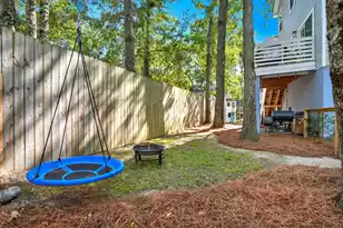 1319 Lucinda St, Mount Pleasant, SC 29466 - Photo 31