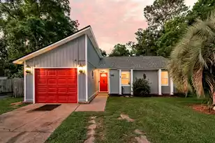 109 Carriage Ct, Summerville, SC 29486 - Photo 1