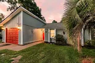 109 Carriage Ct, Summerville, SC 29486 - Photo 3