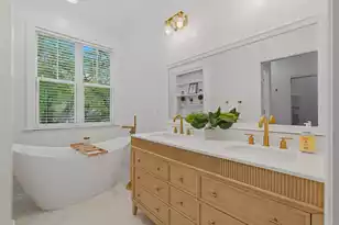 206 Clifton St, Summerville, SC 29483 - Photo 5