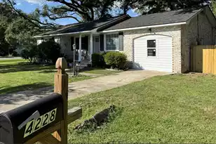 4228 Oakridge Dr, North Charleston, SC 29418 - Photo 7