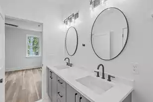921 Main St, Charleston, SC 29407 - Photo 31