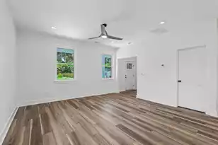 921 Main St, Charleston, SC 29407 - Photo 9