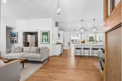 1035 Lakeview Drive, Mount Pleasant, SC 29464 - Photo 5