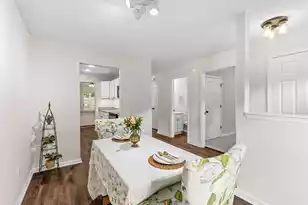 1645 Dexter Ln, Charleston, SC 29412 - Photo 5