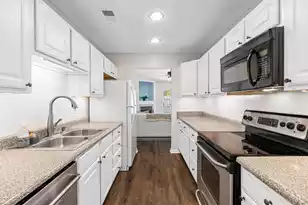 1645 Dexter Ln, Charleston, SC 29412 - Photo 9