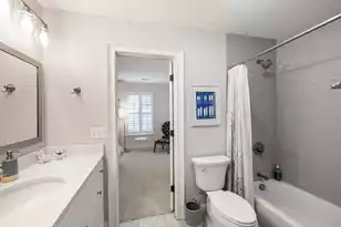 11 Felix St, Charleston, SC 29403 - Photo 23