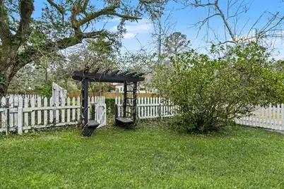 216 Carolina Avenue W, Summerville, SC 29483 - Photo 37