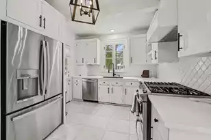 216 Carolina Ave W, Summerville, SC 29483 - Photo 13