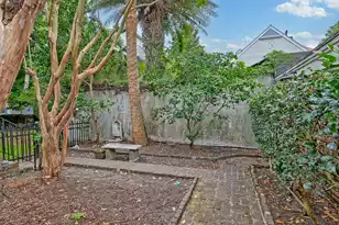 10 Chalmers St, Charleston, SC 29401 - Photo 17
