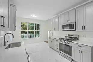 2033 Shoal Creek Ct, Summerville, SC 29483 - Photo 19