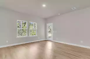 1070 Dusk Dr, Summerville, SC 29486 - Photo 15