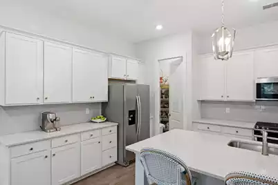 3012 Emma Lane, Mount Pleasant, SC 29466 - Photo 3