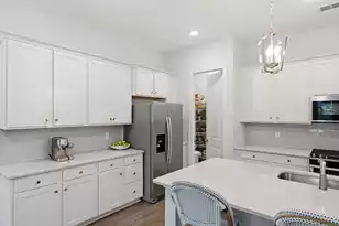 3012 Emma Ln, Mount Pleasant, SC 29466 - Photo 3