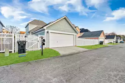 302 Hydrangea Street, Summerville, SC 29483 - Photo 13