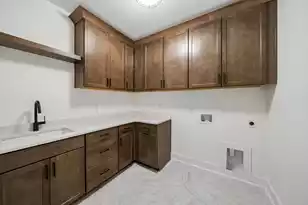 717 Eagle St, Mount Pleasant, SC 29464 - Photo 67