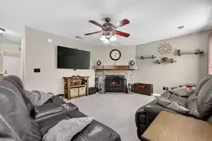 105 Warrell Cir, Summerville, SC 29485 - Photo 15