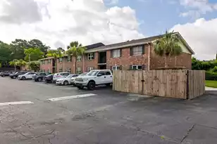 415 Parkdale Dr #Apt 2F, Charleston, SC 29414 - Photo 3