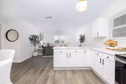 415 Parkdale Drive #Apt 2F, Charleston, SC 29414 - Photo 1