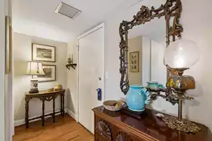 14 Lockwood Dr, Charleston, SC 29401 - Photo 7