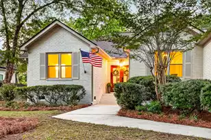 303 Ayers Cir, Summerville, SC 29485 - Photo 3