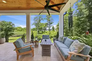 547 Bannockburn Dr, Pawleys Island, SC 29585 - Photo 15