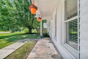 109 Camellia Rd, Goose Creek, SC 29445 - Photo 3