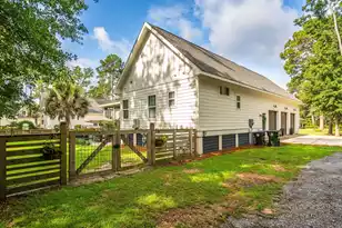 205 Holly Inn Rd, Summerville, SC 29483 - Photo 67