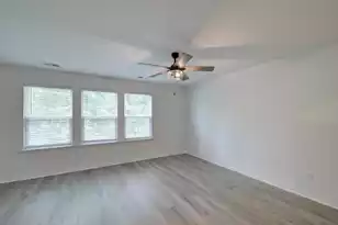 495 Trotters Ln, Moncks Corner, SC 29461 - Photo 17