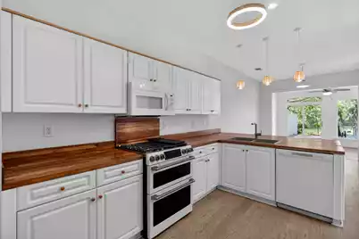 691 Blue Heron, Mount Pleasant, SC 29464 - Photo 5