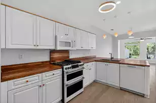 691 Blue Heron, Mount Pleasant, SC 29464 - Photo 5