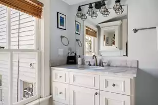 162 Spring St, Charleston, SC 29403 - Photo 13