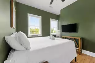 162 Spring St, Charleston, SC 29403 - Photo 13