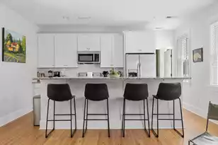 162 Spring St, Charleston, SC 29403 - Photo 5
