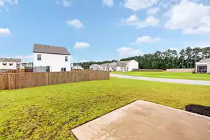 129 Holly Leaf Ln, Summerville, SC 29486 - Photo 23