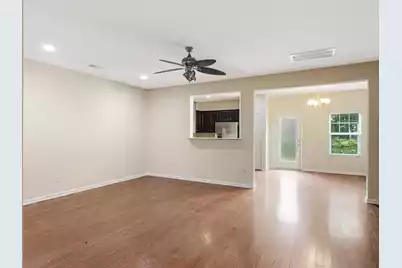 1083 Bennington Drive, Charleston, SC 29492 - Photo 5