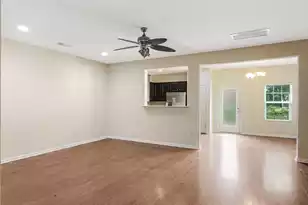 1083 Bennington Dr, Charleston, SC 29492 - Photo 5
