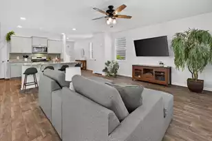 109 Sunray Ln, Summerville, SC 29486 - Photo 5