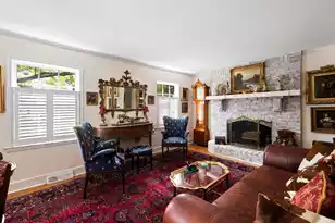 1067 Loyalist Ln, Mount Pleasant, SC 29464 - Photo 5