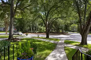 1067 Loyalist Ln, Mount Pleasant, SC 29464 - Photo 3