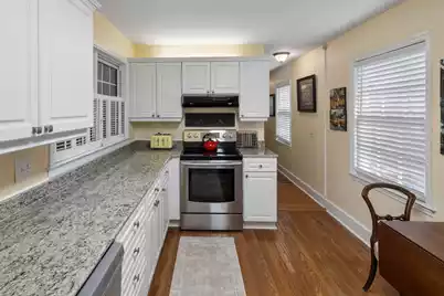 1067 Loyalist Lane, Mount Pleasant, SC 29464 - Photo 11