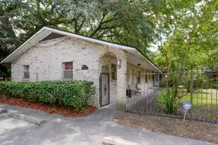 1611 Jessamine Rd, Charleston, SC 29407 - Photo 1