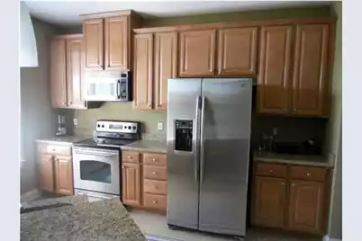 2000 Belle Isle Avenue #304, Mount Pleasant, SC 29464 - Photo 5
