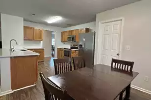 5059 Thornton Dr, Summerville, SC 29485 - Photo 5