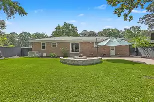 2050 Bishop Dr, Charleston, SC 29414 - Photo 31