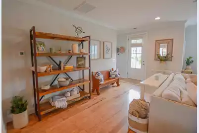1596 Prince Edward Street, Mount Pleasant, SC 29466 - Photo 5