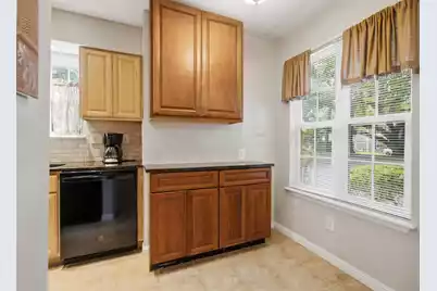 1046 Planters Place #1046, Mount Pleasant, SC 29464 - Photo 7